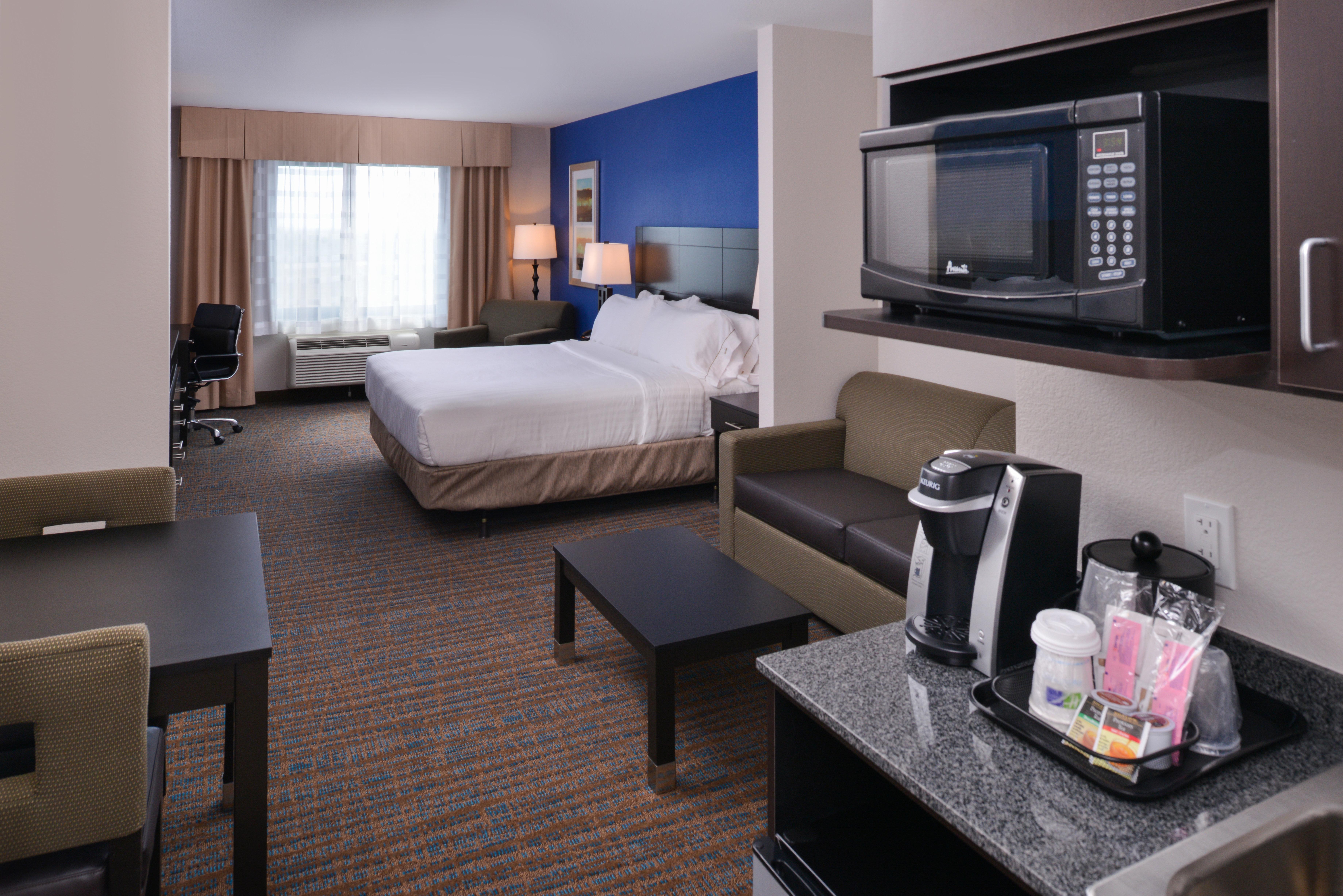 Holiday Inn Express & Suites Bakersfield Airport By Ihg Eksteriør billede