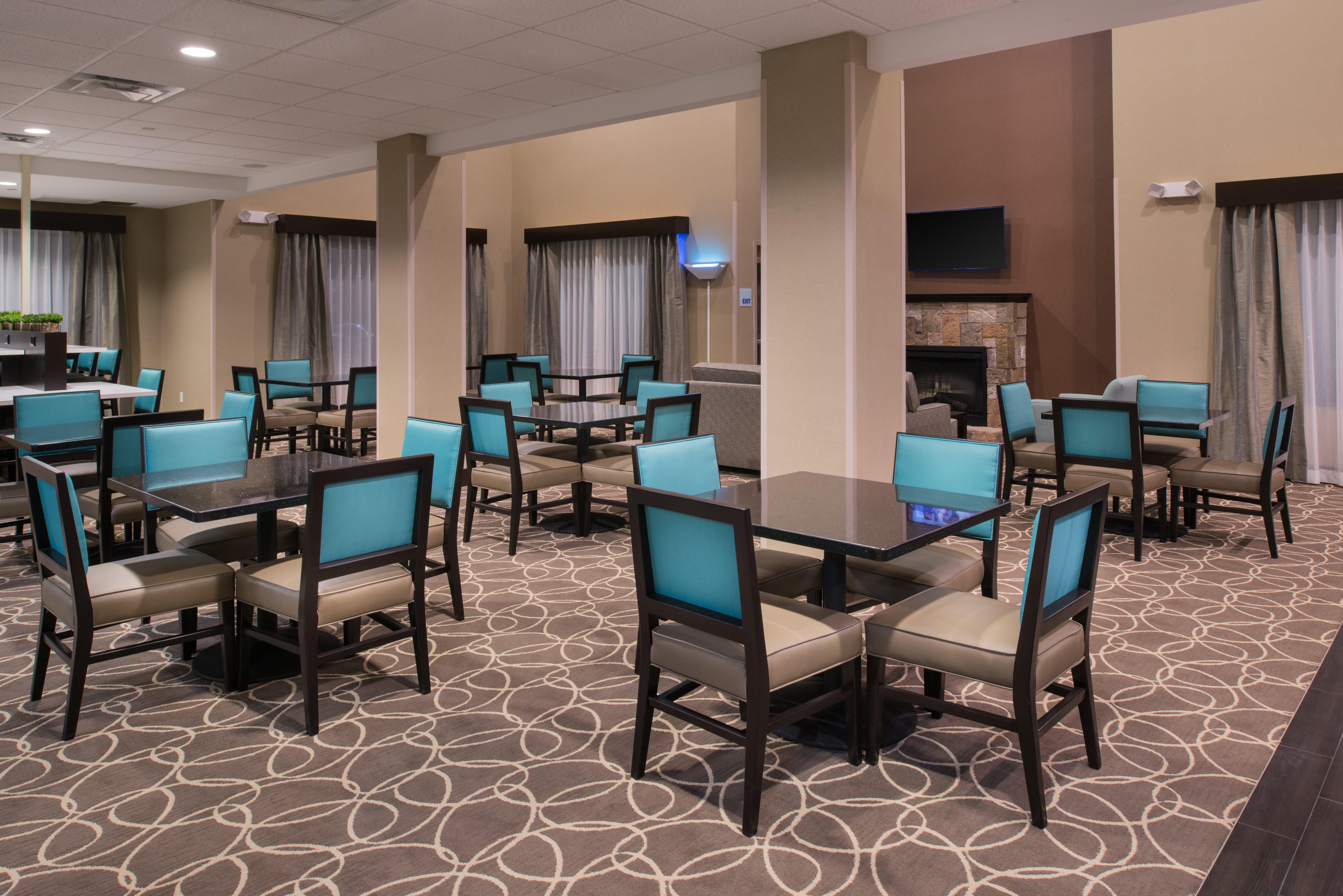 Holiday Inn Express & Suites Bakersfield Airport By Ihg Eksteriør billede