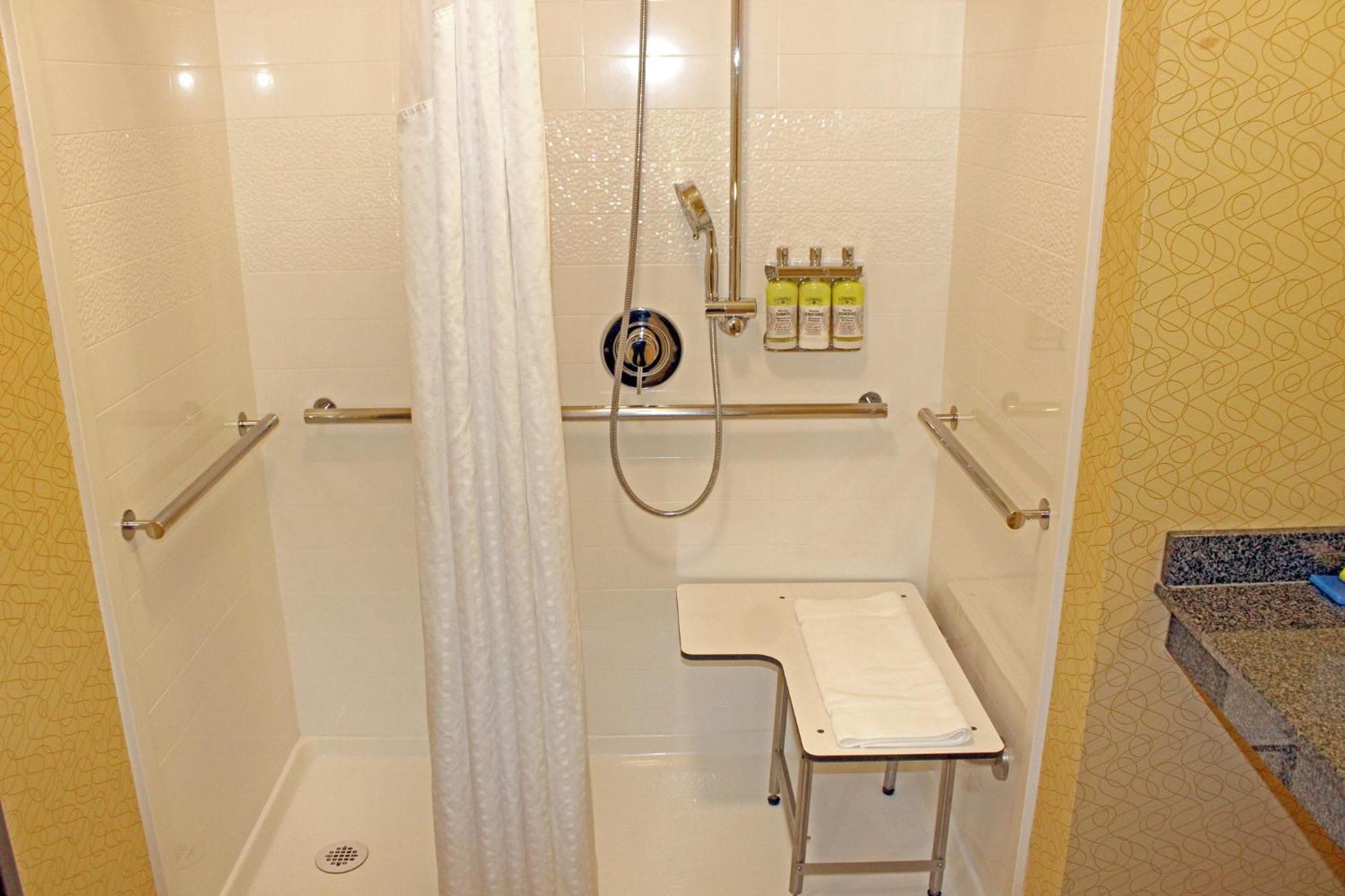 Holiday Inn Express & Suites Bakersfield Airport By Ihg Eksteriør billede