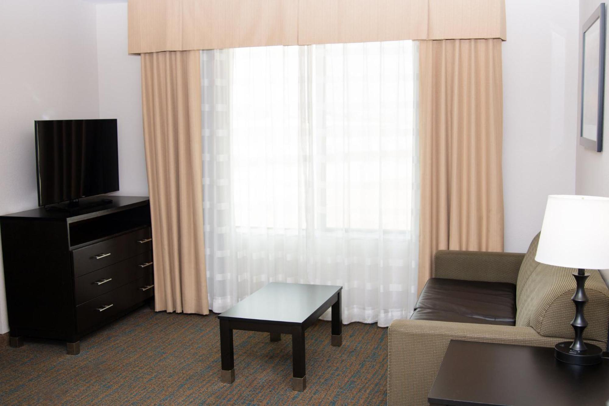 Holiday Inn Express & Suites Bakersfield Airport By Ihg Eksteriør billede