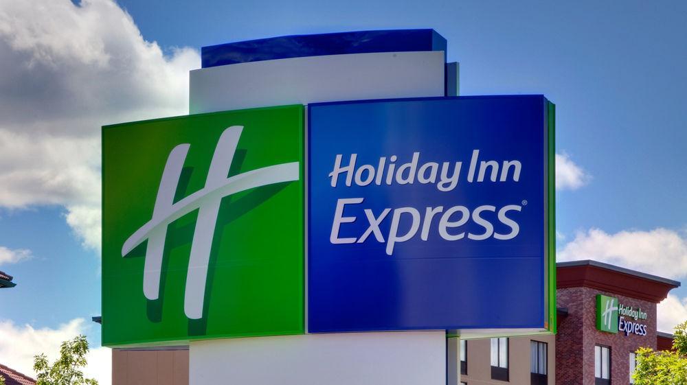 Holiday Inn Express & Suites Bakersfield Airport By Ihg Eksteriør billede